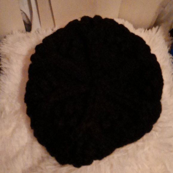 Knit beanie - Picture 3 of 5
